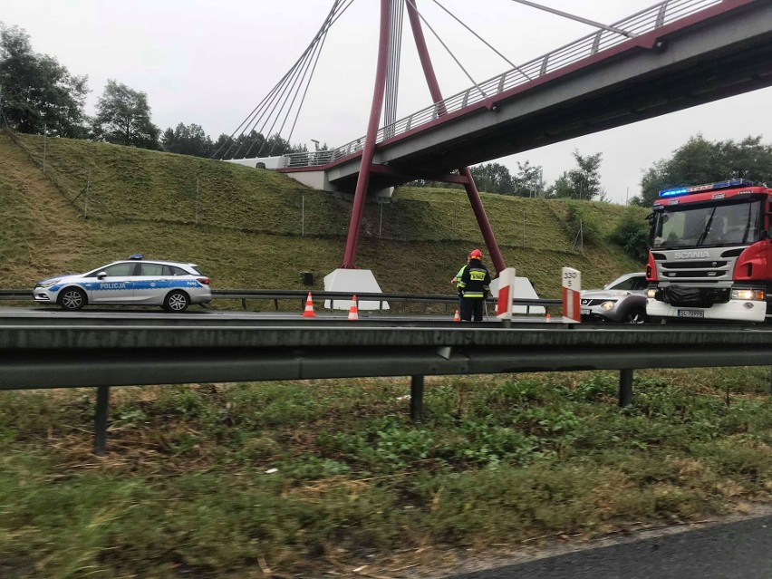 Ogromne korki na Śląsku przez kolizje na A4, DTŚ i DK 86. ZDJĘCIA