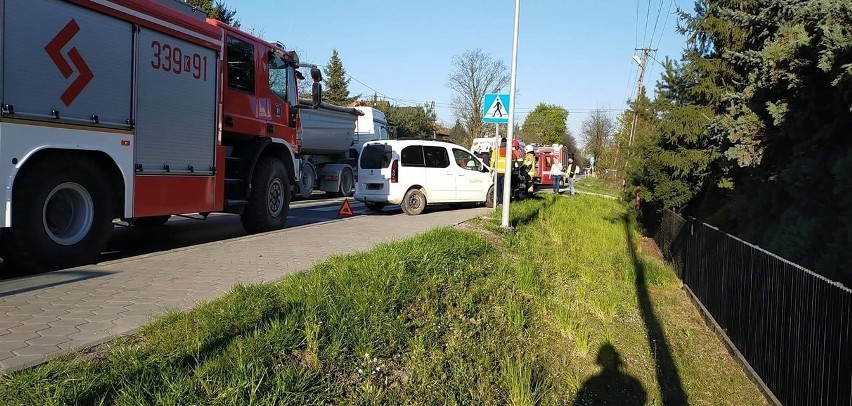 Wypadek w Zabierzowie na DK79. Zderzyły się dwa samochody osobowe