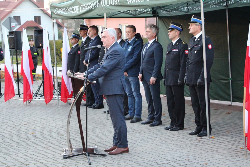 W Piotrkowicach wręczono pierwsze promesy dla Młodzieżowych Drużyn Pożarniczych. Zobacz zdjęcia 