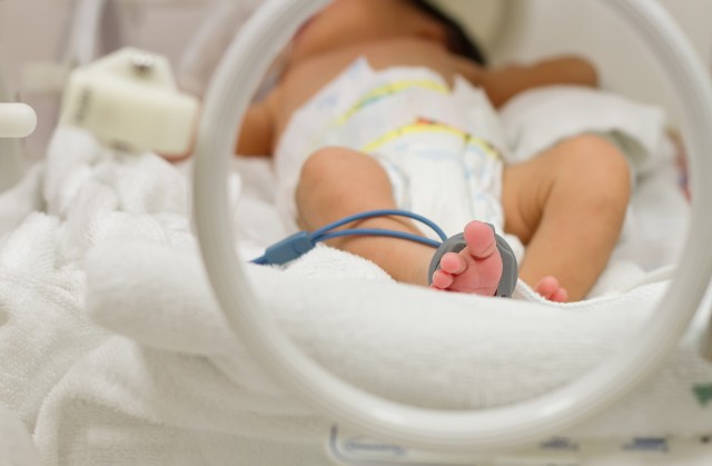 Inteligentny smoczek to wynalazek, który może ustrzec noworodki przed bolesnymi badaniami.