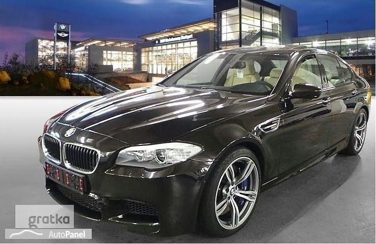 BMW M5...