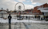 Woda w Zatoce Gdańskiej opada [3.01.2019]. Sytuacja nad Motławą w Gdańsku stabilizuje się [zdjęcia]