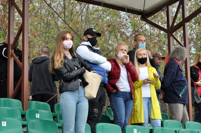 Garbarnia Kraków. Kibice na sobotnim drugoligowym meczu "Brązowych" ze Stalą Rzeszów [ZDJĘCIA]