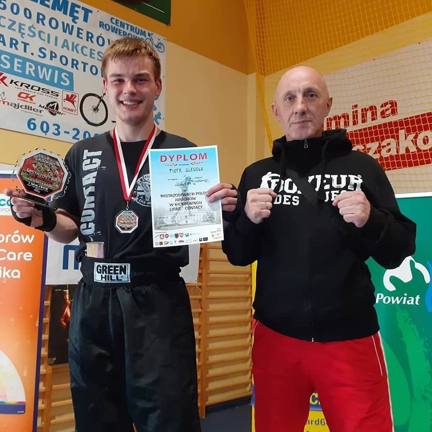 Piotr Glegoła z Radomia został mistrzem Polski juniorów w kick boxingu (ZDJĘCIA) 