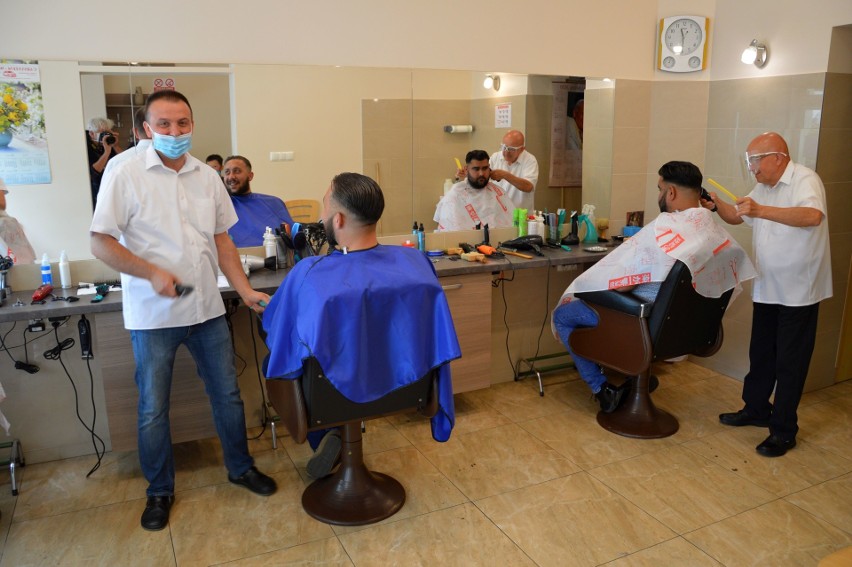 Salon fryzjerski przy ulicy 1 Sierpnia w Stalowej Woli