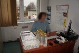 Świętochłowice: nielegalne papierosy i alkohol w rękach policjantów