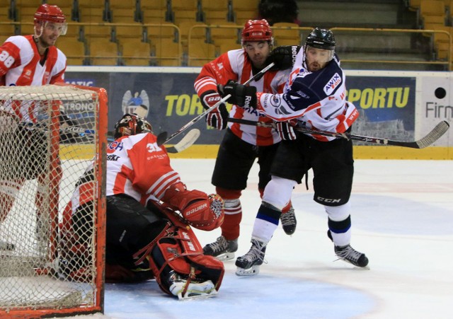 Skuteczny napastnik przyda się beniaminkowi, który dotąd strzelił 9 goli w 6 meczach.