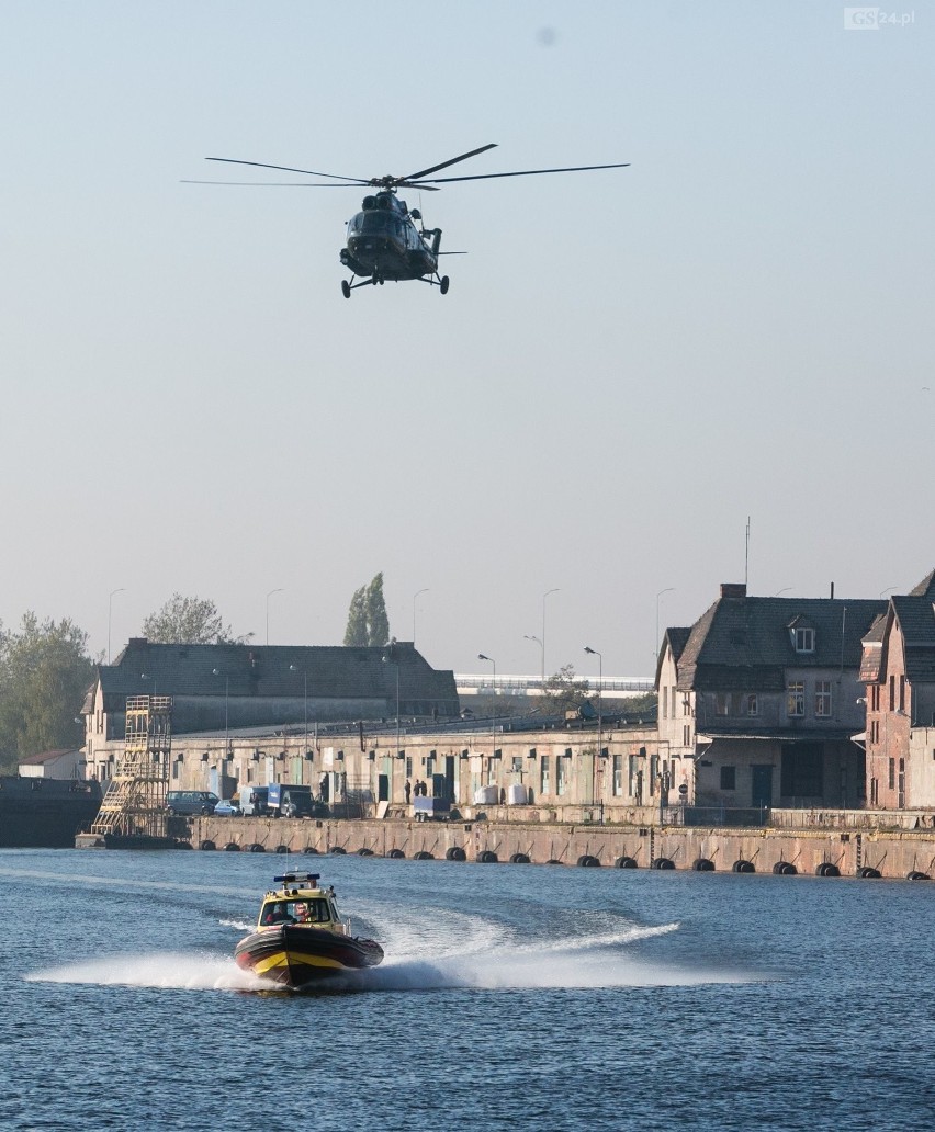 Helikopter lata nad Szczecinem. Dlaczego? Wyjaśniamy [WIDEO, ZDJĘCIA] 11.10.2018