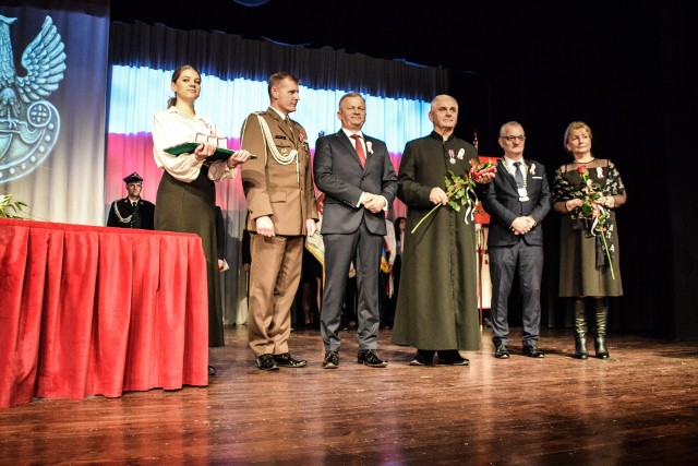 Podczas uroczystej sesji Rady Miejskiej wręczono medale „Pro Patria”.