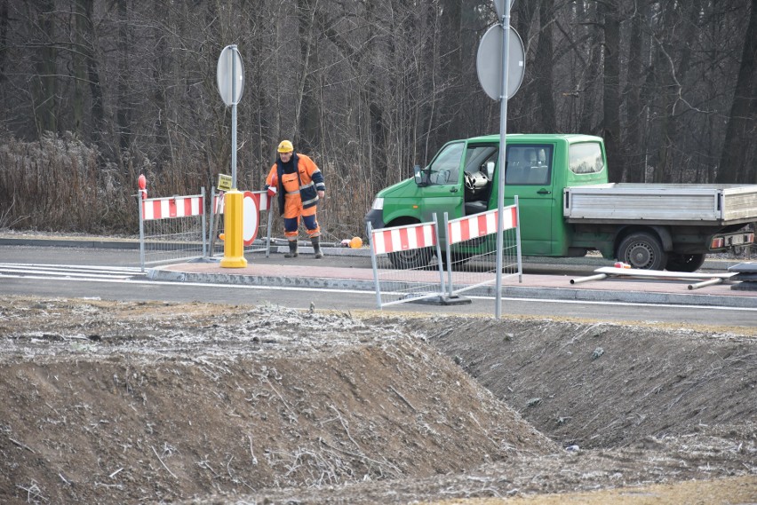 Babice. Obwodnica już gotowa. Niebawem pojadą nią pierwsi kierowcy [ZDJĘCIA]