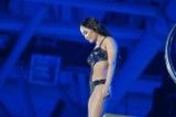 Misheel Jargalsaikhan jako jedyna dziewczyna skacze z 10 metrów w "Celebrity Splash" [WIDEO]