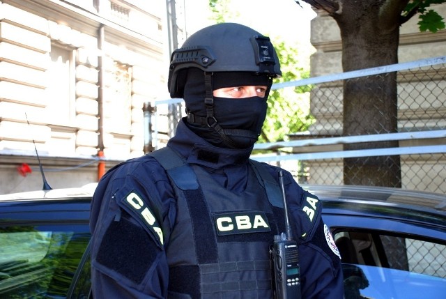 Akcja CBA w Żorach. Zatrzymano 32-latka zamieszanego w sprawie karuzeli VAT-owskiej