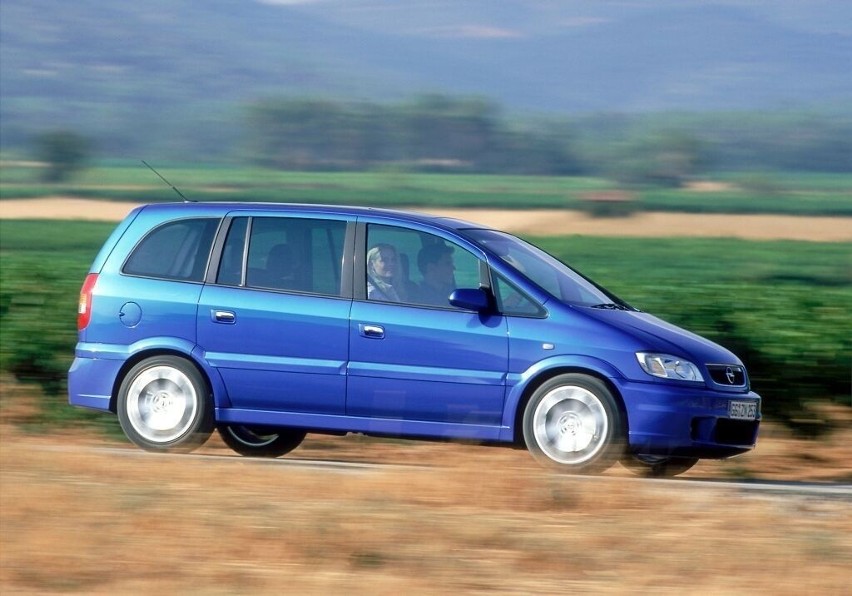 Opel Zafira A...