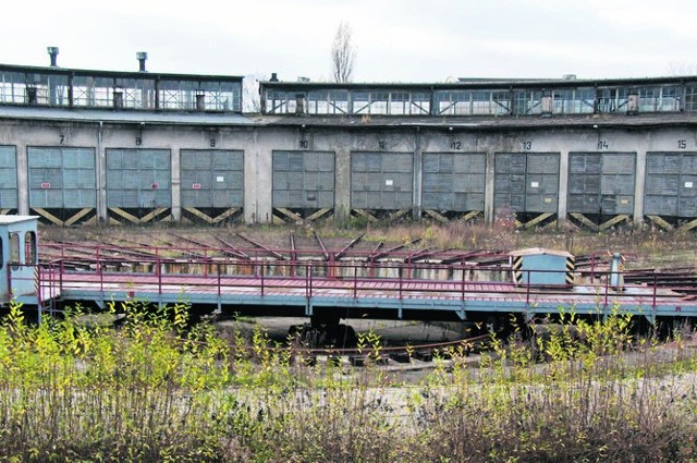Tereny kolejowe od strony ul. Kochanowskiego są częściowo wyłączone z użytku.