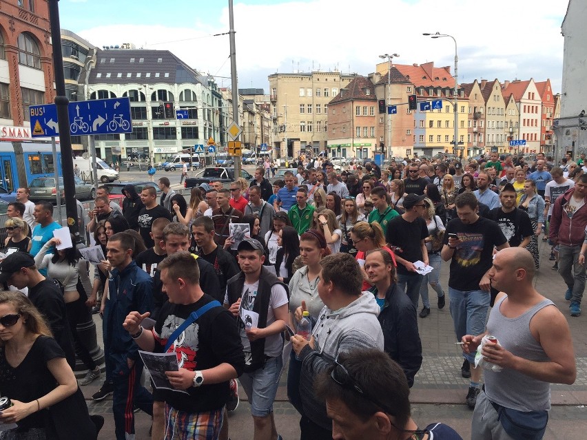 Śmierć Igora. Uczestnicy marszu poszli pod komisariat na Trzemeskiej