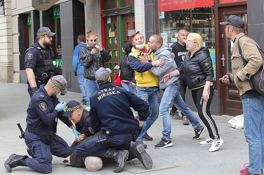 Ale jest druga droga. Przecież „Łódź kreuje!”. Niech...