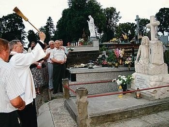 Pomnik Wandeczki Nowińskiej Fot. Zbigniew Wojtiuk