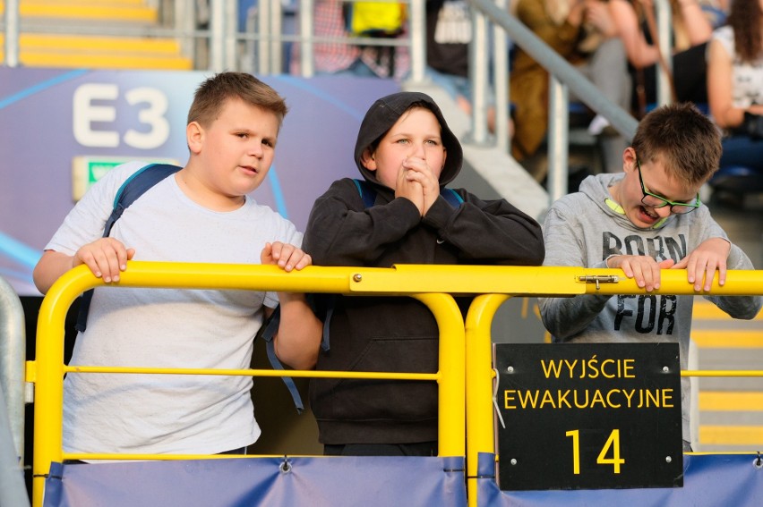 Kibice na meczu Reprezentacji Artystów Polskich na Arenie Lublin. Znajdź się na zdjęciach! [FOTO, WIDEO]