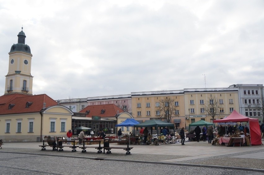 Rynek Staroci na Rynku Kościuszki