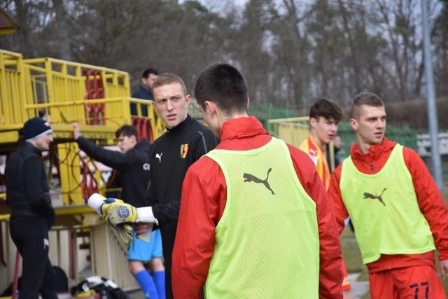 Koniec sezonu w Centralnej Lidze Juniorów do 18 lat. Korona Kielce została sklasyfikowana na piątej pozycji z dorobkiem 29 punktów w siedemnastu meczach.