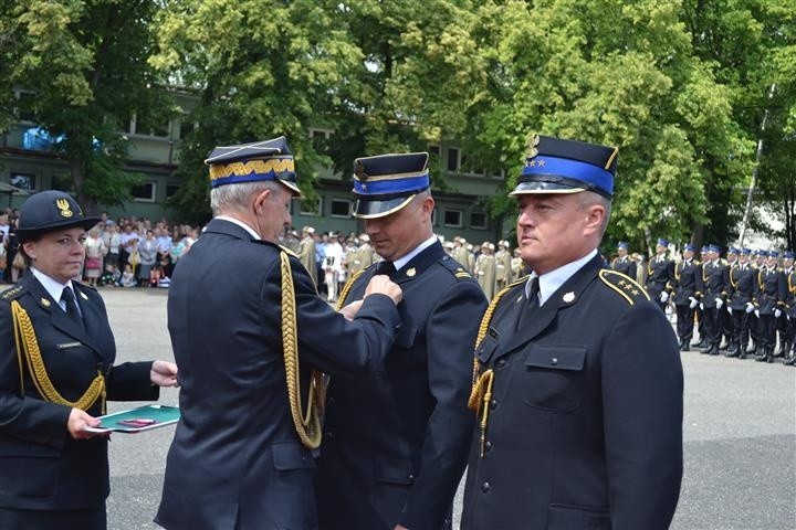 Stopień młodszego aspiranta uzyskało 112 absolwentów...