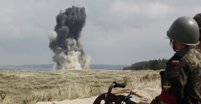 Wybuch na poligonie w Wicku Morskim.