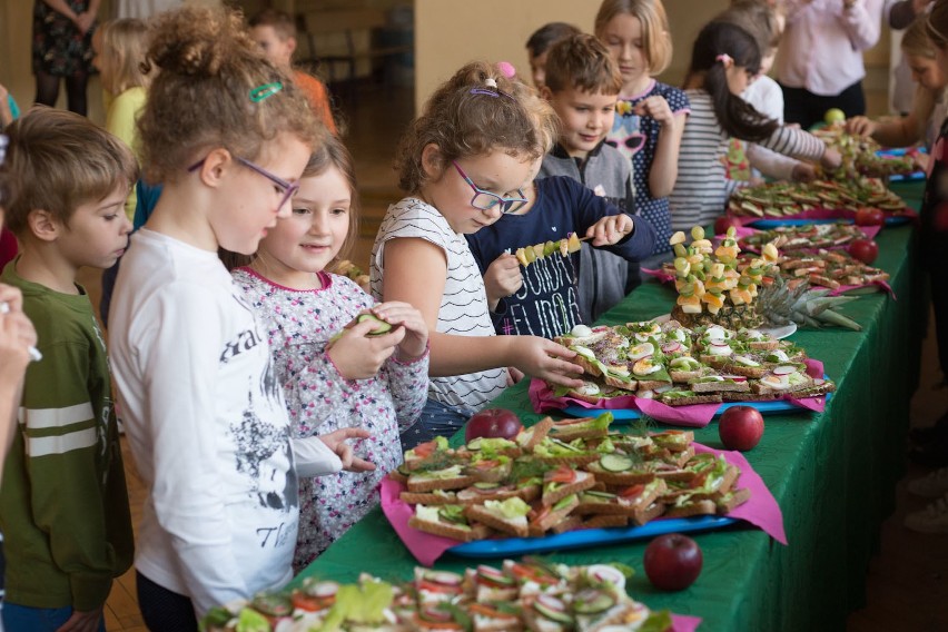 Dzięki środkom finansowym przekazanym przez Biuro Programu...