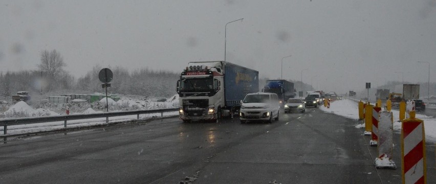 Pracownicy wykonawcy ostatniego budowanego odcinka...