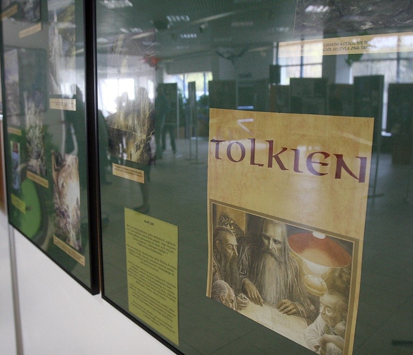 Wystawa i seminarium tolkienowskie w Bibliotece Śląskiej