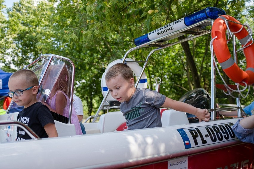 Tarnów. Policyjny piknik "Wakacje - bawmy się bezpiecznie" [ZDJĘCIA]