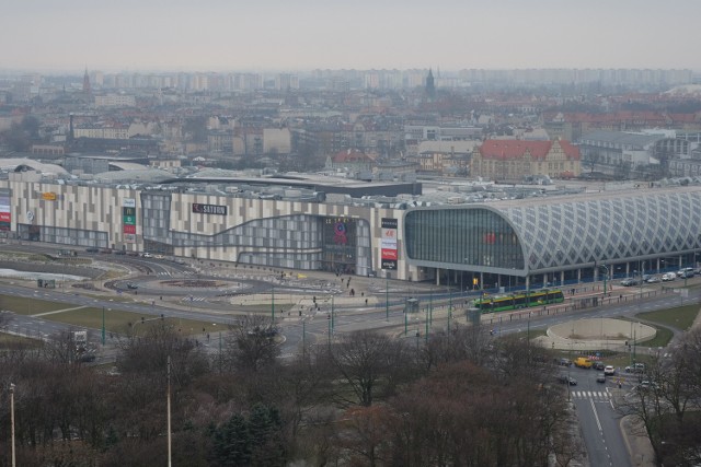 Wydłużą przejście i połączą PKS z PKP w Poznaniu