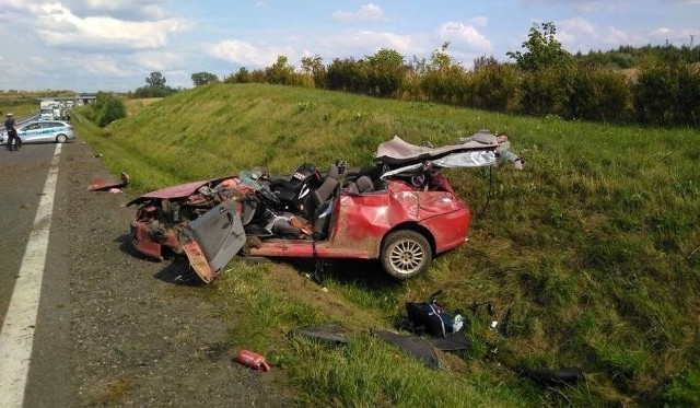 Po godzinie 16, 22 lipca 2018 r. na obwodnicy Chojnic doszło do poważnego wypadku drogowego. Na miejscu działały dwa zespoły ratownictwa medycznego, jest też śmigłowiec lotniczego pogotowia ratunkowego.