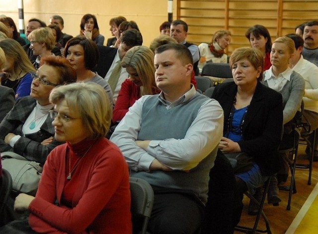 Wykłady wygłosili też zaproszeni goście, m.in. Wojciech Starzyński, prezes fundacji &#8222;Rodzice Szkole&#8221;