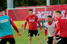Robert Lewandowski - 975/1260 minut