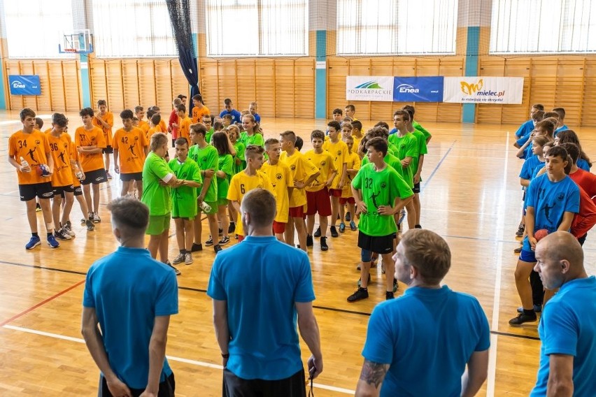 Turnieje Enea Cup 2021 odbyły się w Cmolasie i Radomyślu...