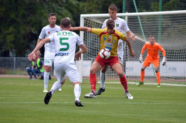 Stal Stalowa Wola odniosła drugie zwycięstwo w sezonie. Podopieczni Szymona Szydełki wygrali w Legionowie z miejscową Legionovią 1:0.Czytaj też: Stal Stalowa Wola wygrała na wyjeździe z Legionovią Legionowo 1:0 po golu zdobytym w samej końcówce [RELACJA]