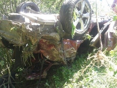 Groźny wypadek na drodze w Korzennej. 20-latek walczy o życie [ZDJĘCIA]
