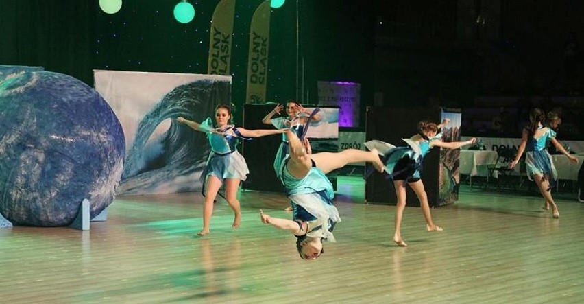 Złoty medal mistrzostw Polski dla grupy tanecznej Perfekta Dance z Buska-Zdroju [ZDJĘCIA] 