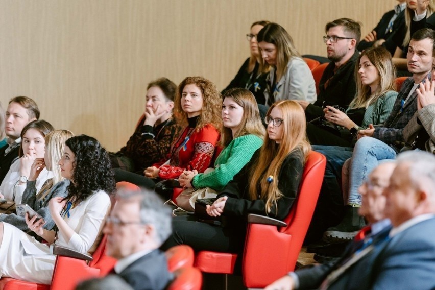 W Kielnarowej odbyła się konferencja "Ukraina - edukacja, gospodarka, technologie" [ZDJĘCIA, WIDEO]