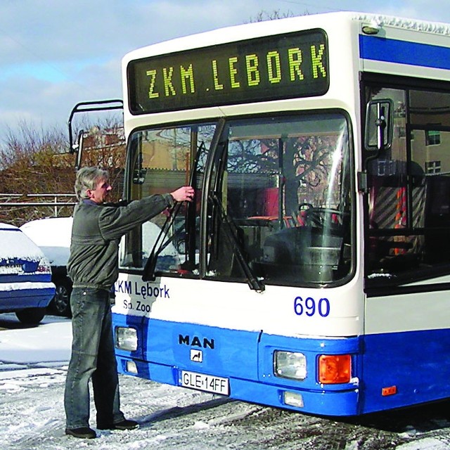Mieczysław Pietrzyk, najstarszy stażem kierowca ZKM też nie chciałby mieszkać tak blisko bazy autobusowej.