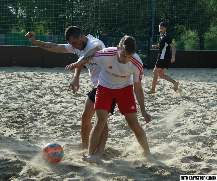 Ruszyła 2 edycja Plażowej Ligi Trójek na Basenie Letnim na Szczecińskiej [ZDJĘCIA]