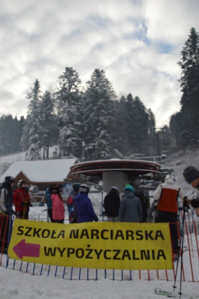 Otwarcie sezonu narciarskiego w stacji Myślenice (Chełm)