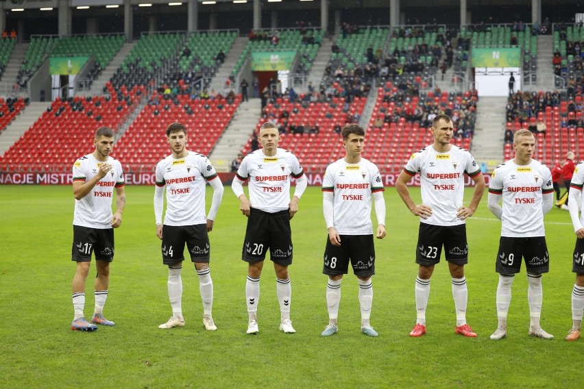 05.11.2023. Fortuna 1. Liga: GKS Tychy - Lechia Gdańsk.