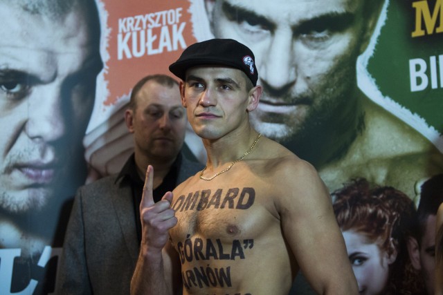 Andrzej Grzebyk zaliczył piętnaste zawodowe zwycięstwo w MMA