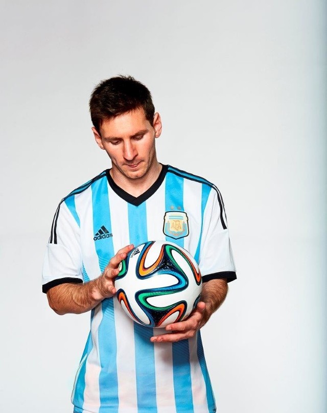 Brazucę testował m.in. Leo Messi.