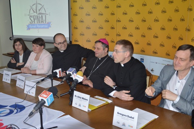 Dzisiaj w siedzibie Kurii Diecezjalnej w Tarnowie odbyło się oficjalne otwarcie Centrum Światowych Dni Młodzieży