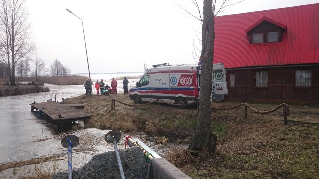W sobotę 4 marca około godz. 12 na jeziorze Śniardwy doszło do poważnego wypadku z udziałem byłego burmistrza Grajewa.