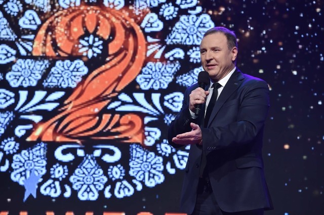 Prezes Jacek Kurski na prezentacji gwiazd.fot. TVP