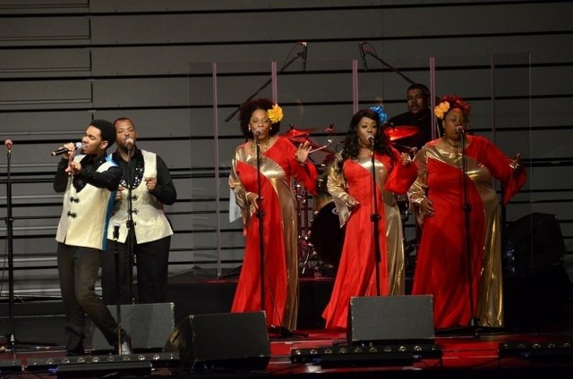 Niedzielnego wieczoru w Sali Ziemi zaśpiewał Harlem Gospel Choir.
