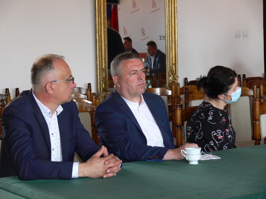 Porozumienie pięciu gmin podpisane w Sandomierzu. Będą razem walczyć o pieniądze na wspólne inicjatywy. Jakie?